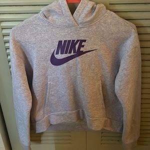 Kids girls Nike purple hoodie size Large, like new condition.
